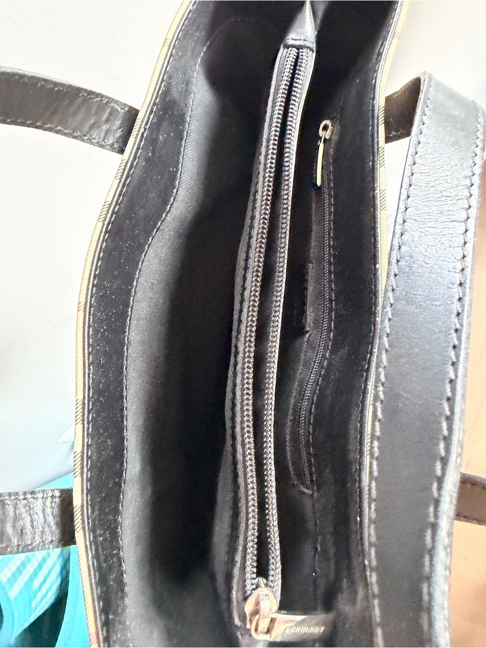Classic Checked Tote Bag with Black Leather Handles - Picture 3 of 3